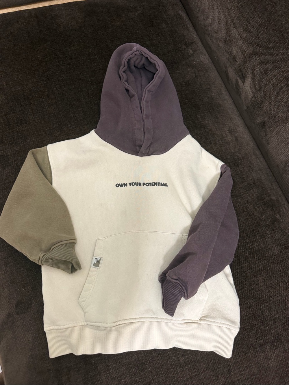 Zara sweatshirt with hoodie -6-7 years